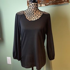 Banana republic, large 3/4 length sleeve black top large